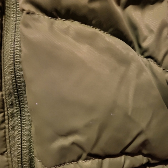 L. L. Bean Reversible Grey & Green Goose Down Filled Puffer Vest Womens Size Med - Picture 7 of 10